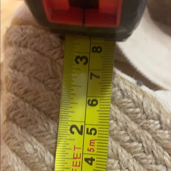 ‼️Cream Color Stylish Wedges with Zipper - Picture 3 of 5